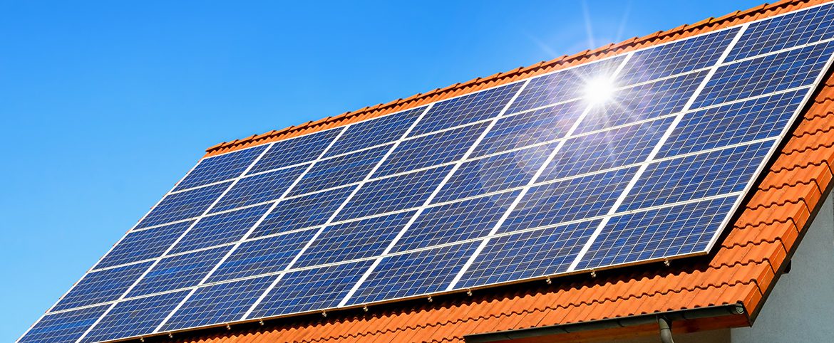Photovoltaïque, se risquer à tomber dans le panneau ? Photovoltaïque, se risquer à tomber dans le panneau ?