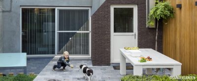 Vandersanden : L’ésolation consiste à isoler les murs par l’extérieur tout en rénovant la façade à l’aide d’un superbe aspect « briques ».