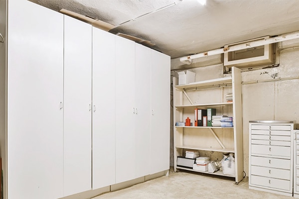 cave grenier rangement maison stockage