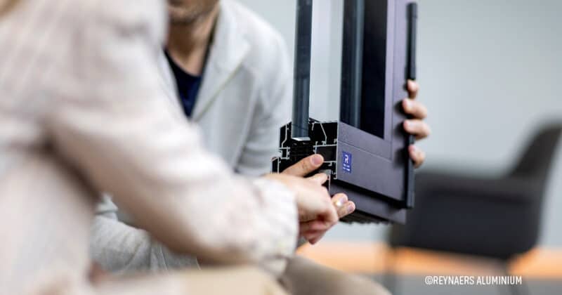 Construire ou rénover de manière durable ? Commencez par vos portes et fenêtres