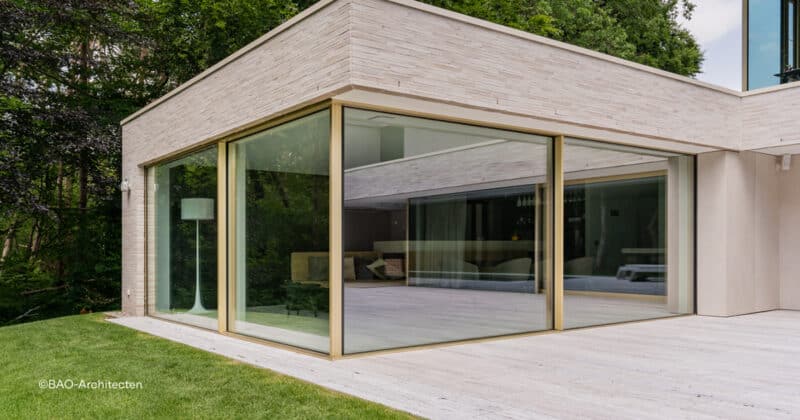 Installer une baie coulissante encastrée ? Voici les points d’attention essentiels