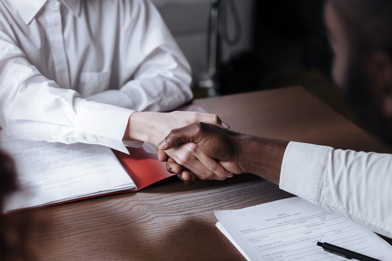 %titre de l'article% Signature d'un contrat avec un entrepreneur